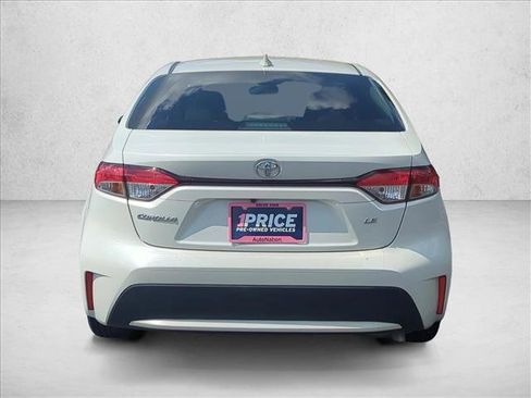 Used 2021 Toyota Corolla LE image 6