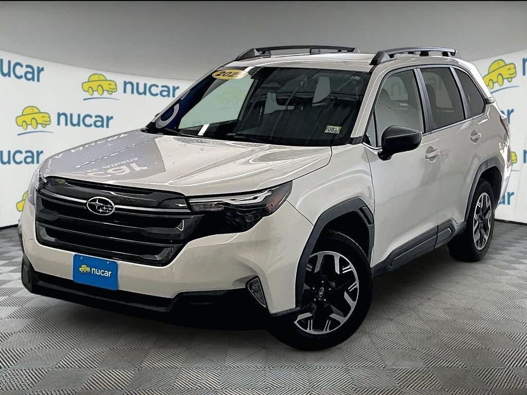 Used 2025 Subaru Forester Premium AWD/4WD image 3