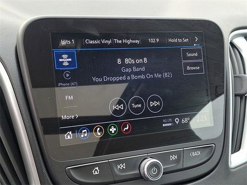 Used 2024 Chevrolet Malibu LT image 17