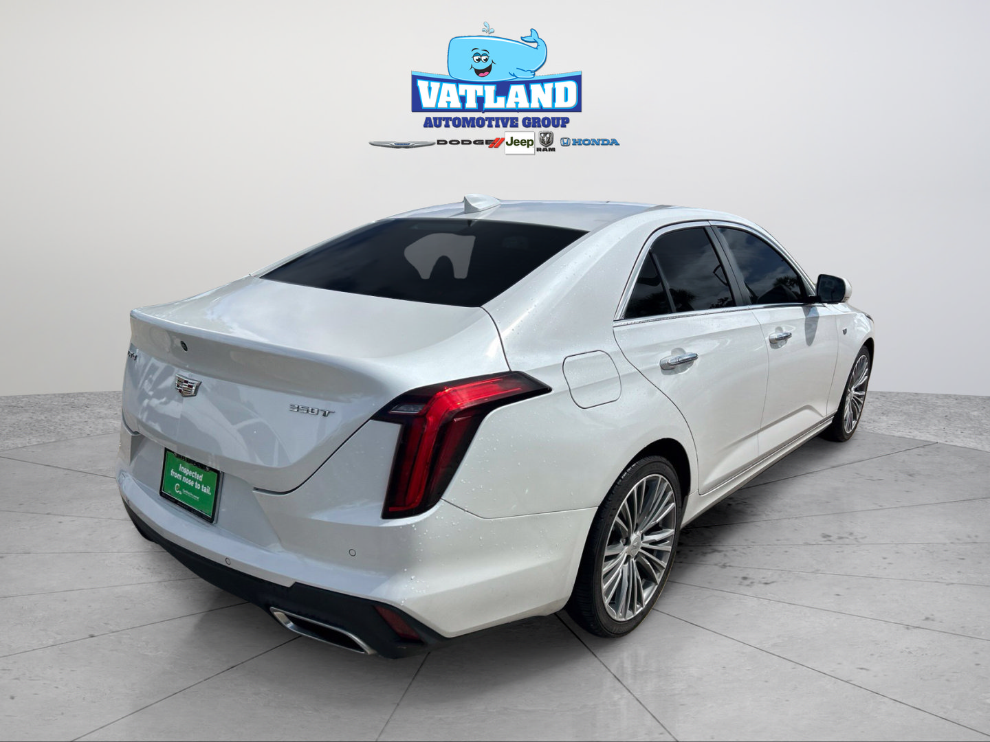 Used 2021 Cadillac CT4 Premium Luxury RWD image 5