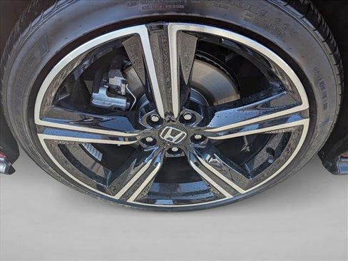 Used 2024 Honda Accord Sport image 14