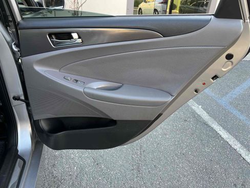Used 2013 Hyundai Sonata Limited FWD image 20