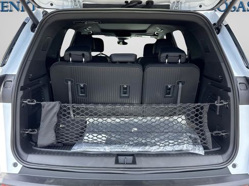 New 2026 Chevrolet Traverse LT w/ Enhanced Driving Package FWD image 13