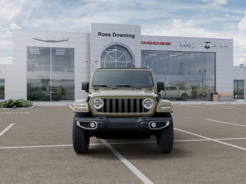 New 2026 Jeep Wrangler Unlimited Sahara AWD/4WD image 6