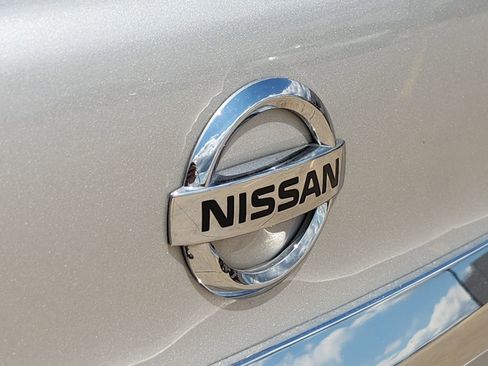 Used 2019 Nissan Sentra S FWD image 12