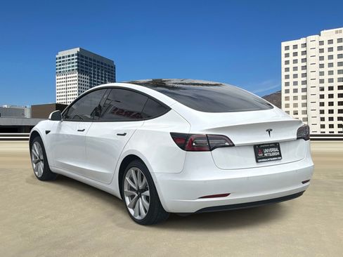 Used 2019 Tesla Model 3 Standard Range Plus RWD image 3