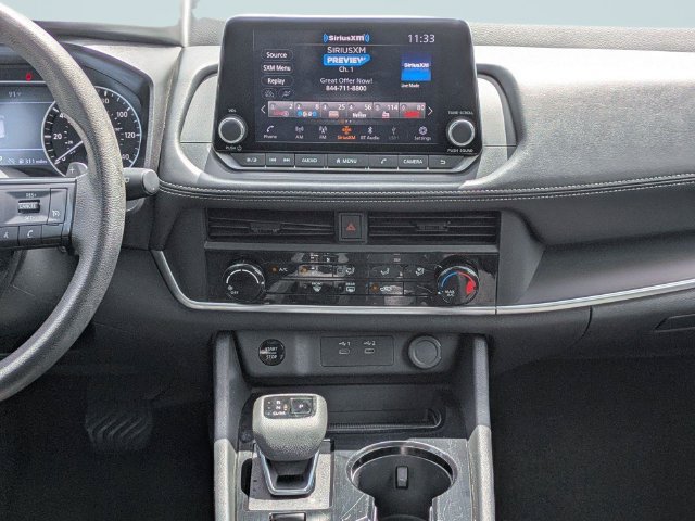 Used 2024 Nissan Rogue S FWD image 18