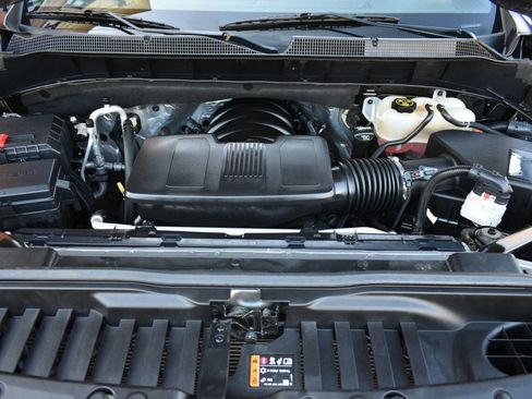 Used 2019 Chevrolet Silverado 1500 LT w/ All-Star Edition image 44