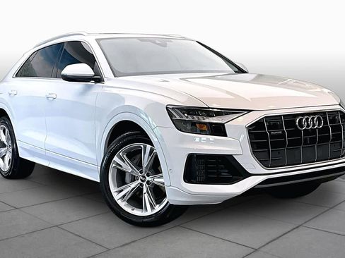 Used 2023 Audi Q8 Premium Plus AWD/4WD image 3