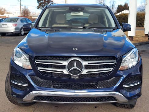 Used 2018 Mercedes-Benz GLE 350 4MATIC image 2