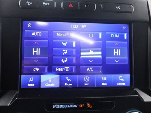 Used 2020 Ford F150 Platinum w/ Technology Package image 33