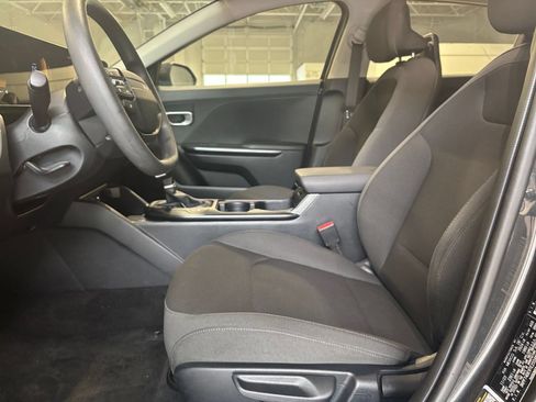 Used 2026 Kia K4 FWD image 36