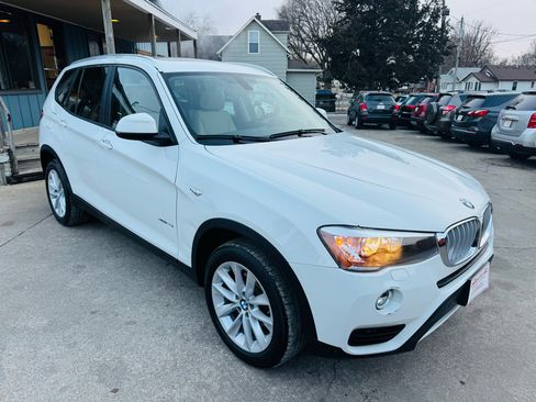 Used 2017 BMW X3 xDrive28i image 1