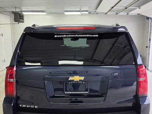Used 2017 Chevrolet Tahoe LT w/ LT Signature Package AWD/4WD image 10