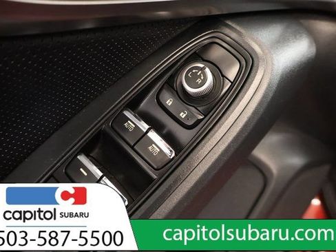 Used 2018 Subaru Crosstrek 2.0i Limited AWD/4WD image 12