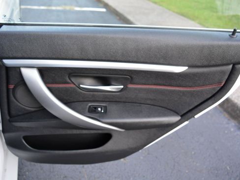 Used 2018 BMW 430i Gran Coupe RWD image 17