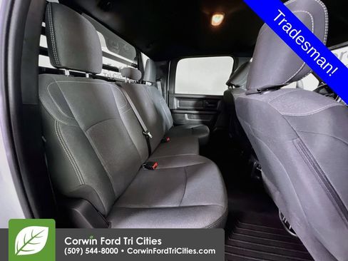 Used 2024 RAM 4500 Tradesman w/ Chrome Appearance Group AWD/4WD image 15