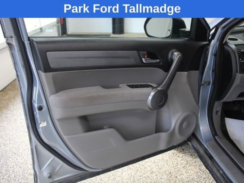 Used 2009 Honda CR-V LX image 11