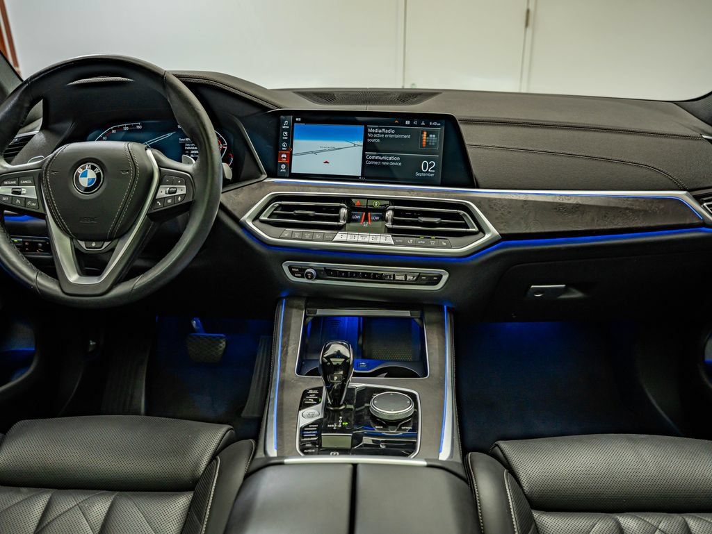 Used 2023 BMW X5 xDrive40i w/ Premium Package AWD/4WD image 30