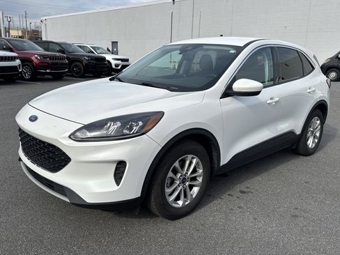Used 2021 Ford Escape SE w/ Convenience Package image 8