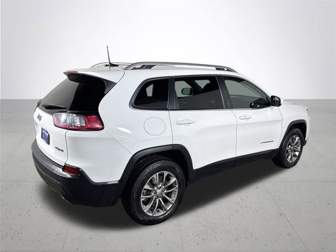 Used 2019 Jeep Cherokee Latitude Plus w/ Comfort/Convenience Group image 6