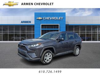 Used 2019 Toyota RAV4 LE w/ Carpet Mat Package video 1