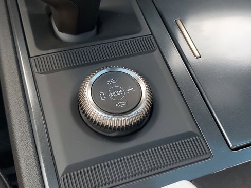 New 2025 GMC Hummer EV 2X image 29