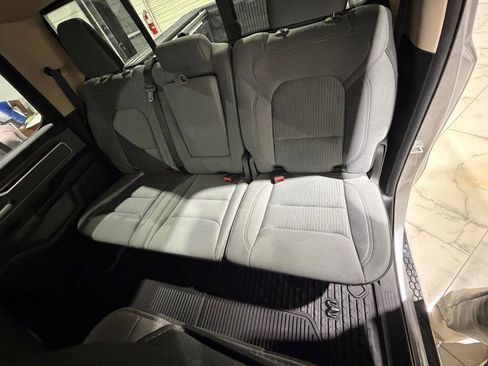 Used 2020 RAM 1500 Big Horn AWD/4WD image 18
