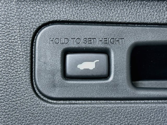 Certified 2024 Honda Pilot Touring image 14