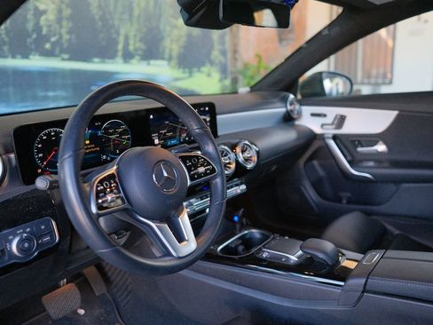 Used 2021 Mercedes-Benz CLA 250 image 14