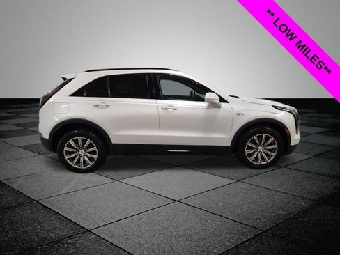 Used 2019 Cadillac XT4 Sport w/ Cold Weather Package image 2