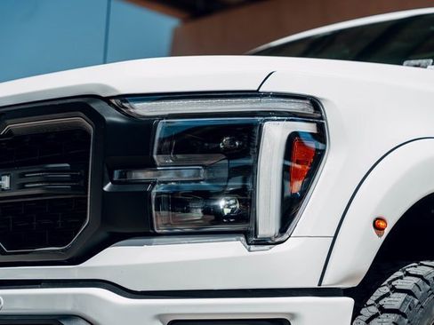 New 2025 Ford F150 Lariat w/ Equipment Group 502A High image 4