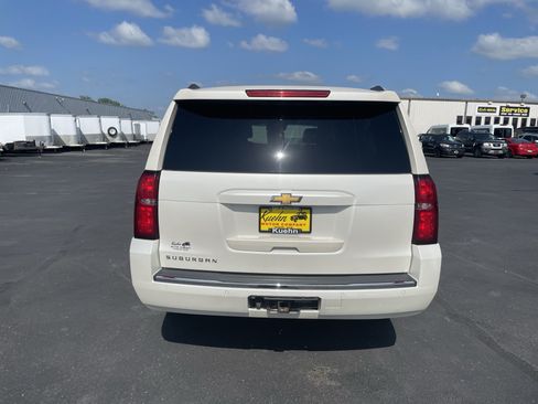 Used 2015 Chevrolet Suburban LTZ AWD/4WD image 7
