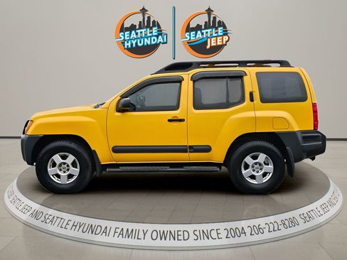 Used 2007 Nissan Xterra S w/ Side & Curtain Airbag Pkg AWD/4WD image 2