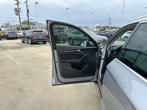 Used 2022 Audi Q5 2.0T Premium image 9