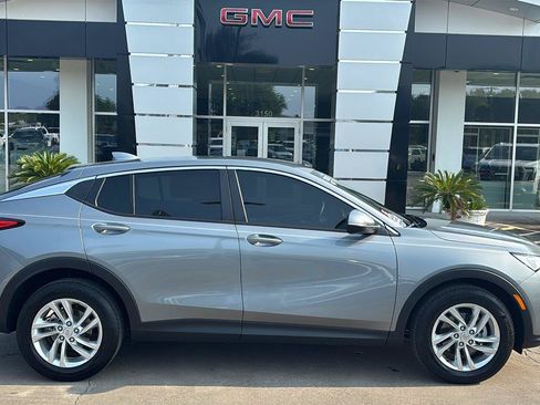 Certified 2025 Buick Envista Preferred w/ Convenience I Package FWD image 8
