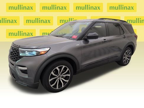 Certified 2023 Ford Explorer ST-Line w/ Class IV Trailer Tow Package RWD image 11