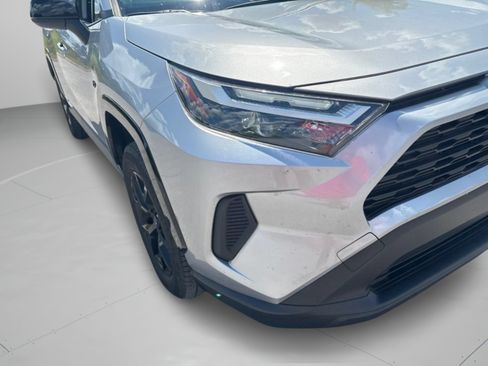 Certified 2023 Toyota RAV4 LE AWD/4WD image 2