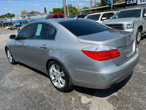 Used 2011 Hyundai Genesis 3.8 w/ Technology Pkg 4 image 7