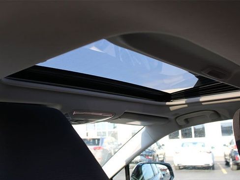 Used 2023 Toyota RAV4 XLE w/ Convenience Package image 9