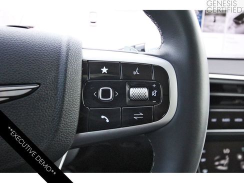 Used 2026 Genesis GV70 2.5T AWD/4WD image 19