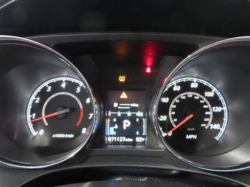 Used 2020 Mitsubishi Outlander Sport SE FWD image 11