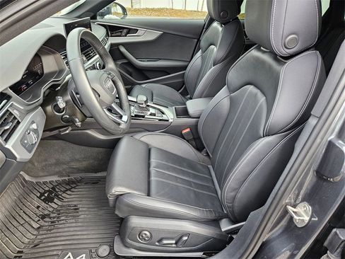 Used 2024 Audi A4 2.0T Prestige image 8