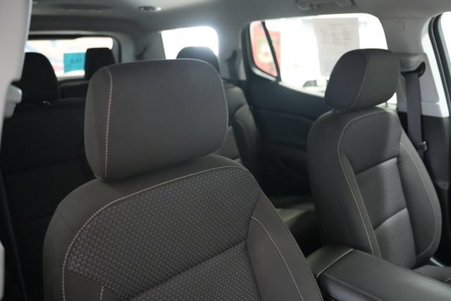 Used 2023 GMC Acadia SLE w/ Elevation Edition AWD/4WD image 22