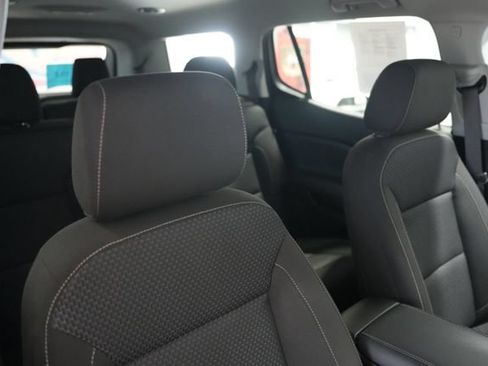 Used 2023 GMC Acadia SLE w/ Elevation Edition AWD/4WD image 22