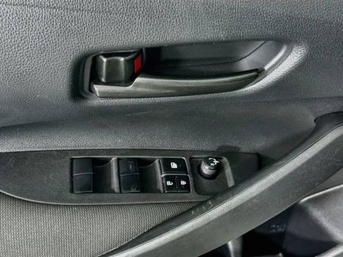 Used 2024 Toyota Corolla LE FWD image 19