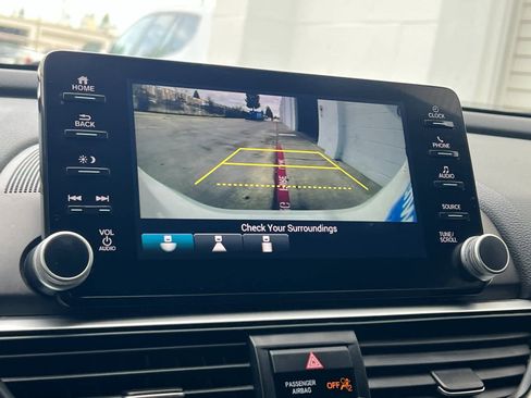 Used 2019 Honda Accord Sport image 18