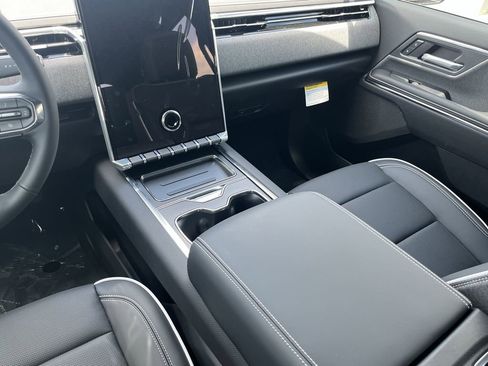 New 2026 GMC Sierra EV Elevation AWD/4WD image 19