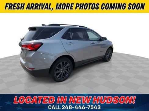 Used 2024 Chevrolet Equinox RS w/ RS Leather Package AWD/4WD image 2