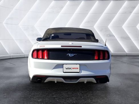 Used 2016 Ford Mustang Premium image 5
